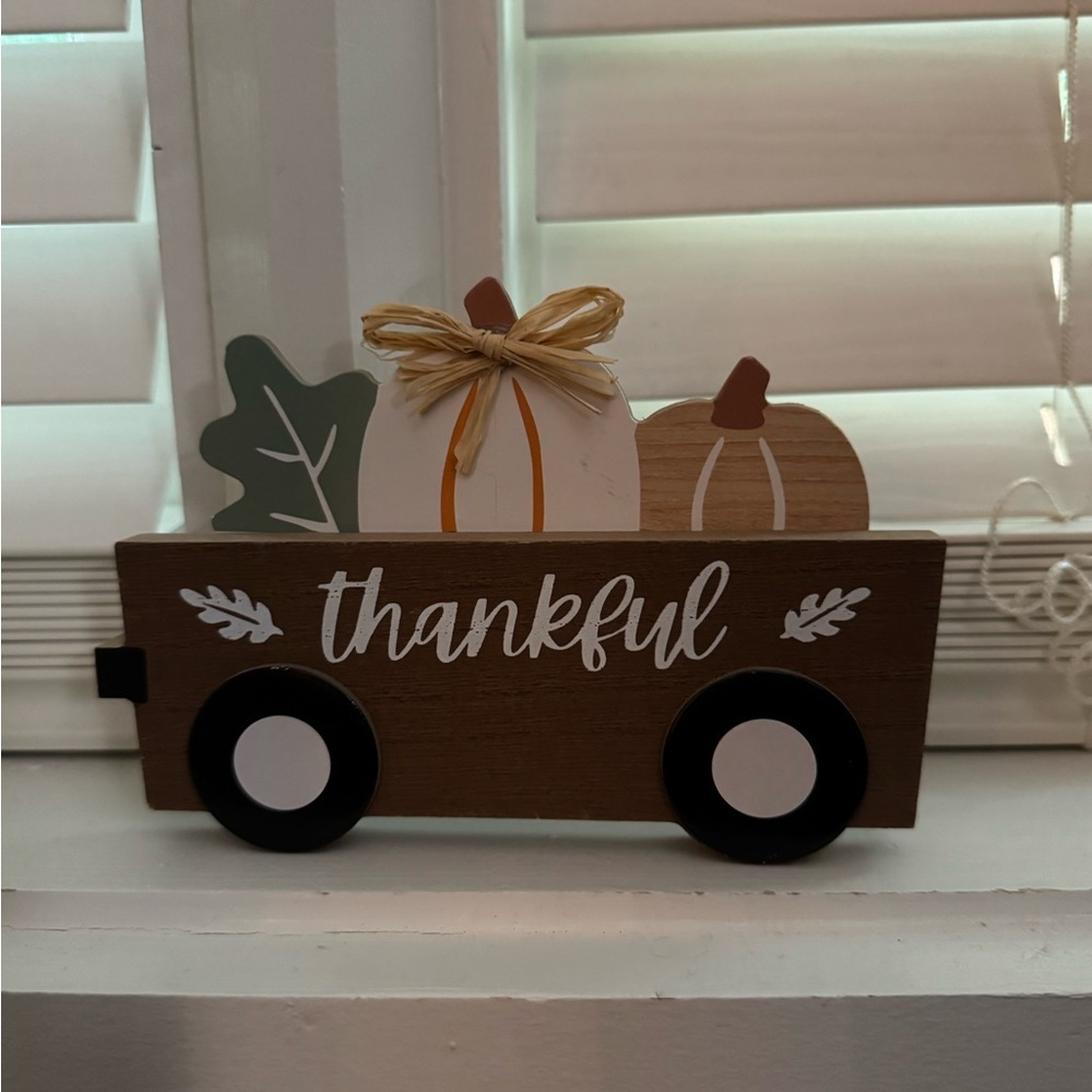 Thankful Wooden Decor with Pumpkins - Picture 2 of 2